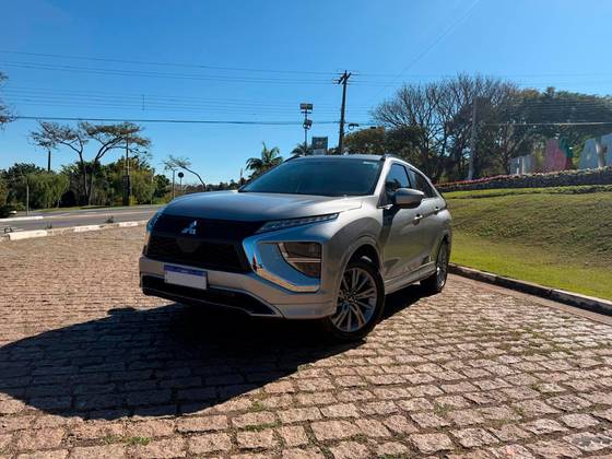 MITSUBISHI ECLIPSE CROSS 1.5 MIVEC TURBO GASOLINA RUSH CVT MITSUBISHI ECLIPSE CROSS 1.5 MIVEC TURBO GASOLINA RUSH CVT